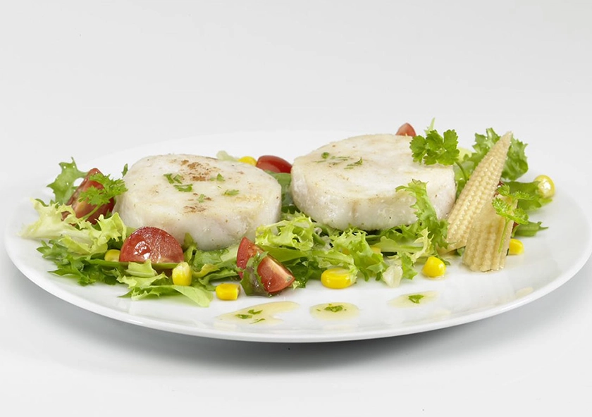 Merluza a la Plancha con Ensalada