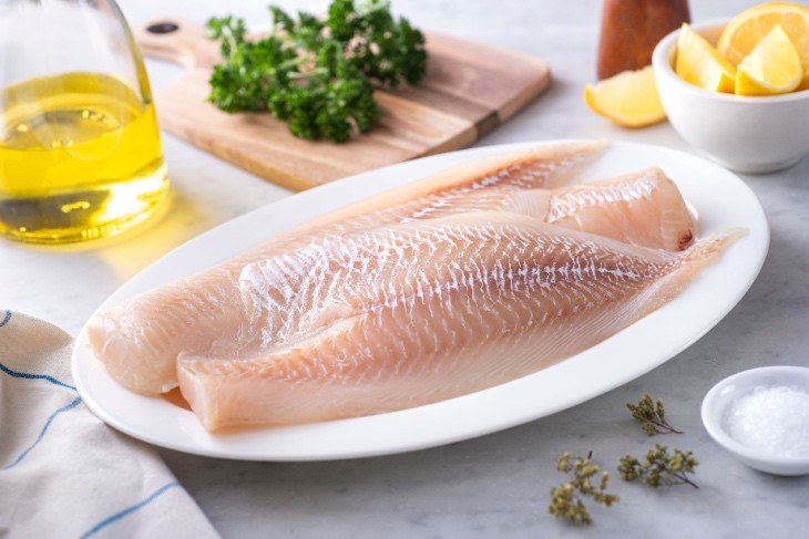 ¿Cómo descongelar pescado rápido?