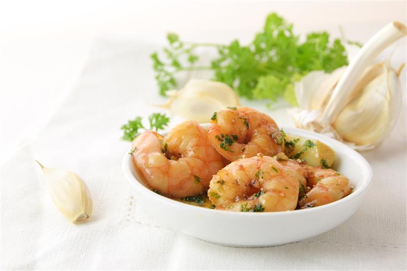 Cómo descongelar gambas