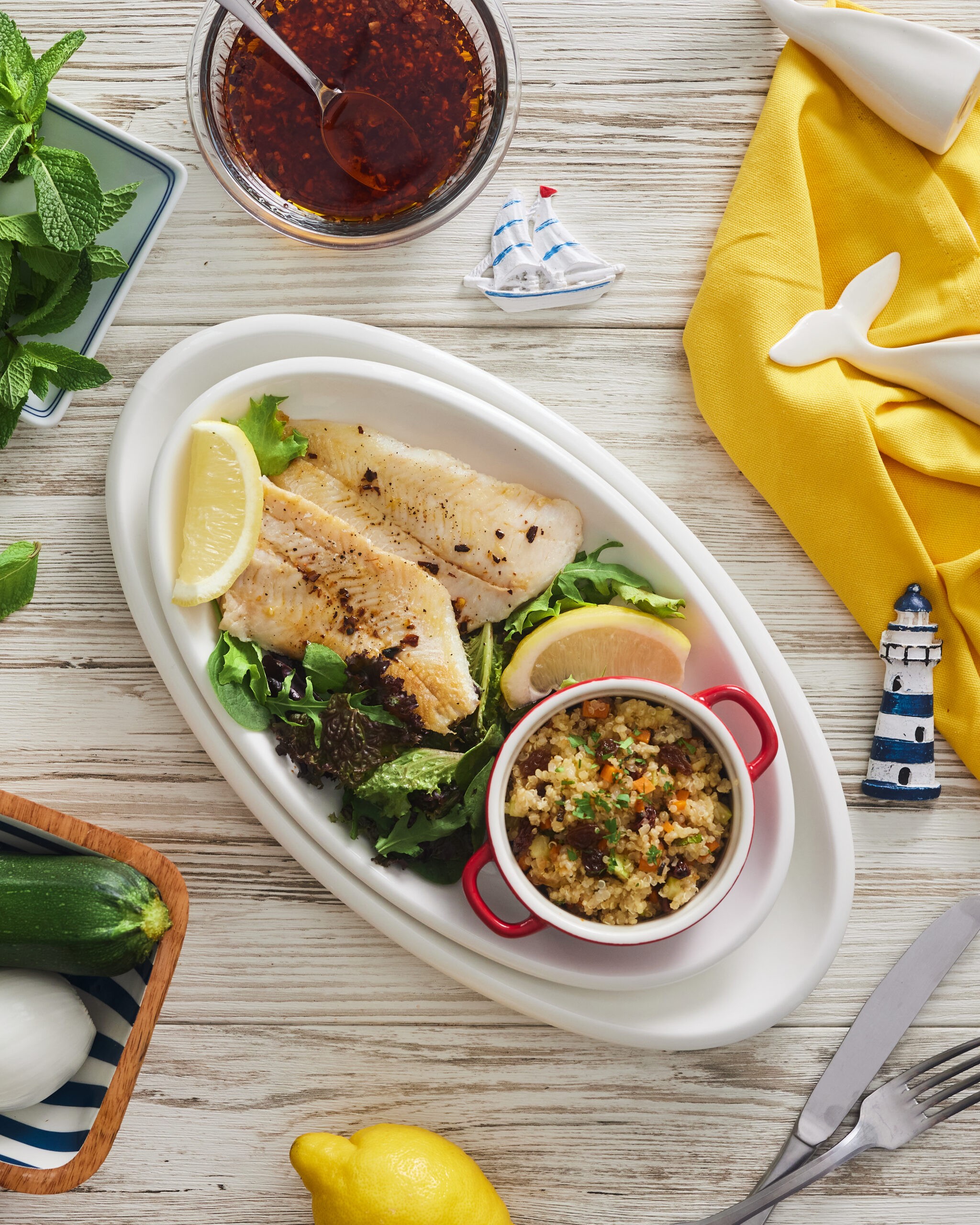 Merluza con Quinoa y Verduras Salteadas