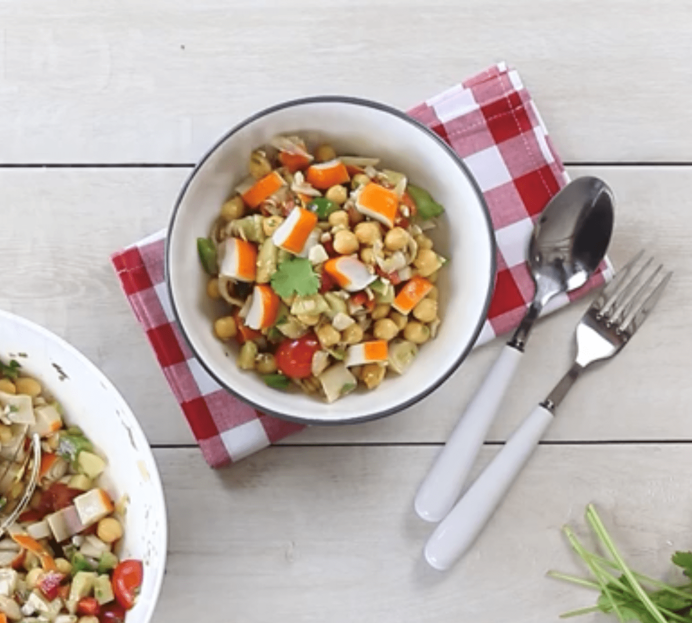 Ensalada de Garbanzos con Palitos de Mar