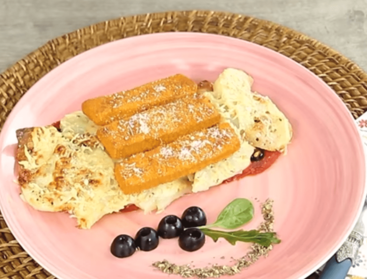 Varitas Napolitana con Tomate, Aceitunas y Patatas