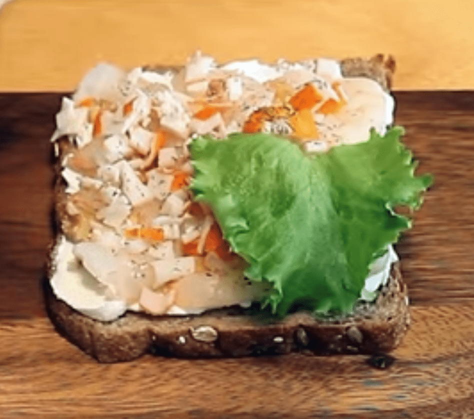 Sandwich de queso, Palitos de Mar y Langostinos