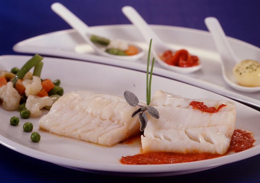 Filetes de Bacalao con Salsa de Piquillo